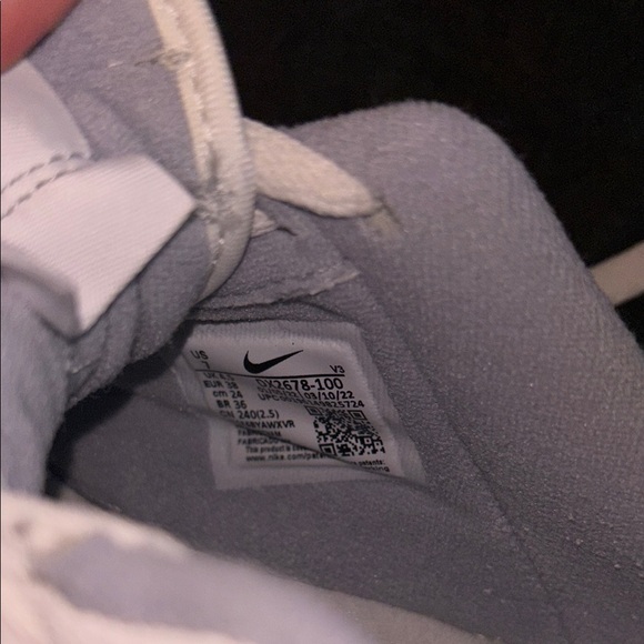 Nike Air snakeskin pattern Sneakers size US 7 - Picture 5 of 6